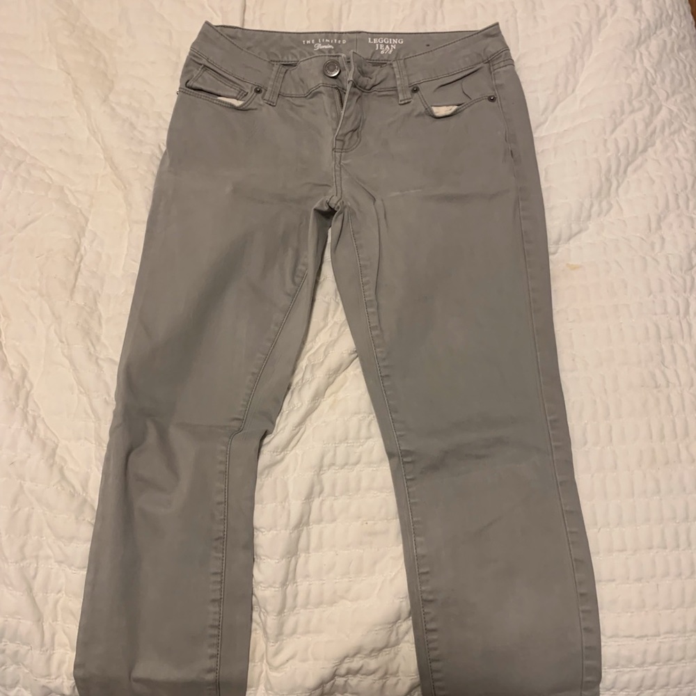Limited jeans